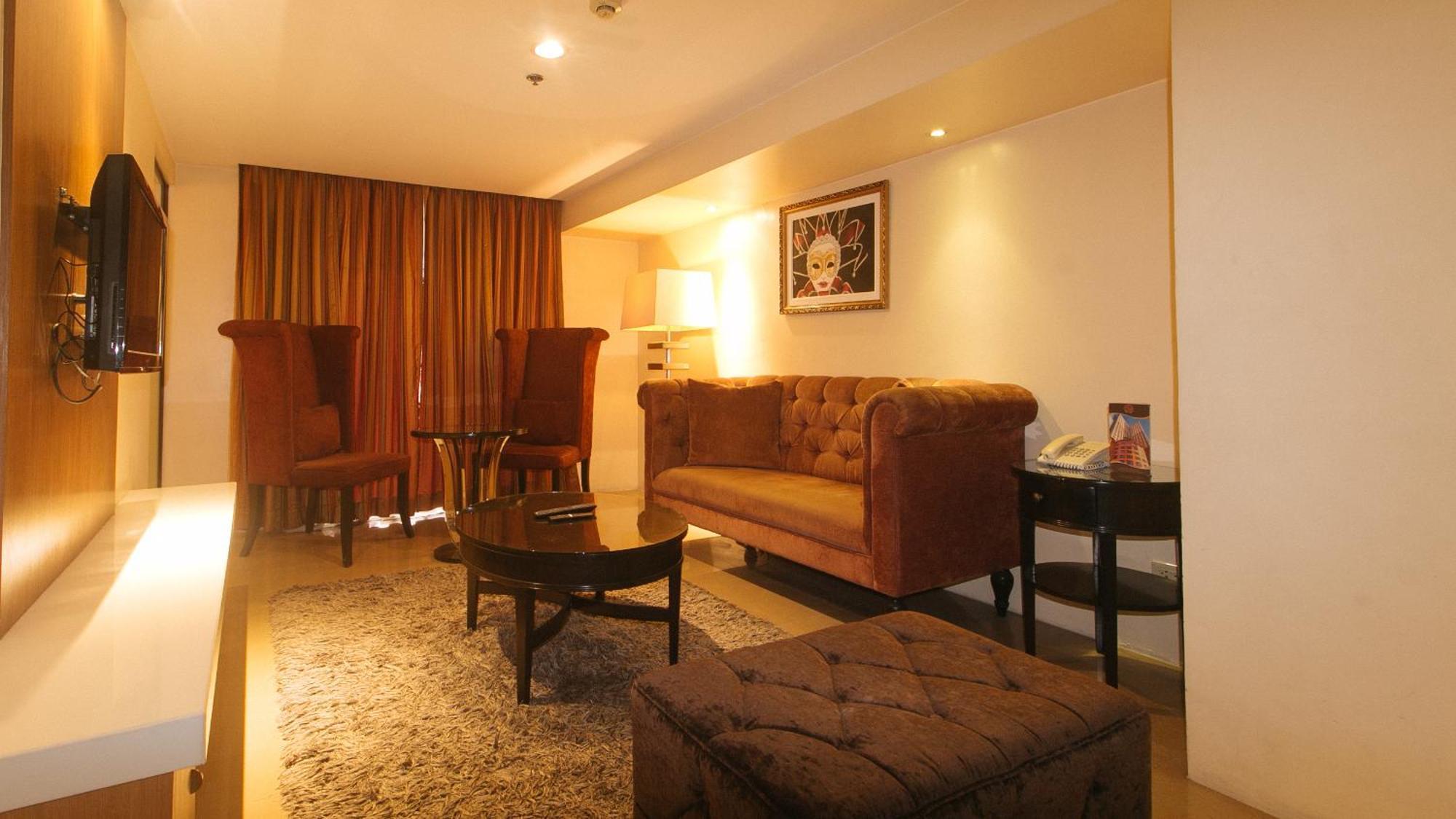 Torre Venezia Suites Кесон-Сити Экстерьер фото