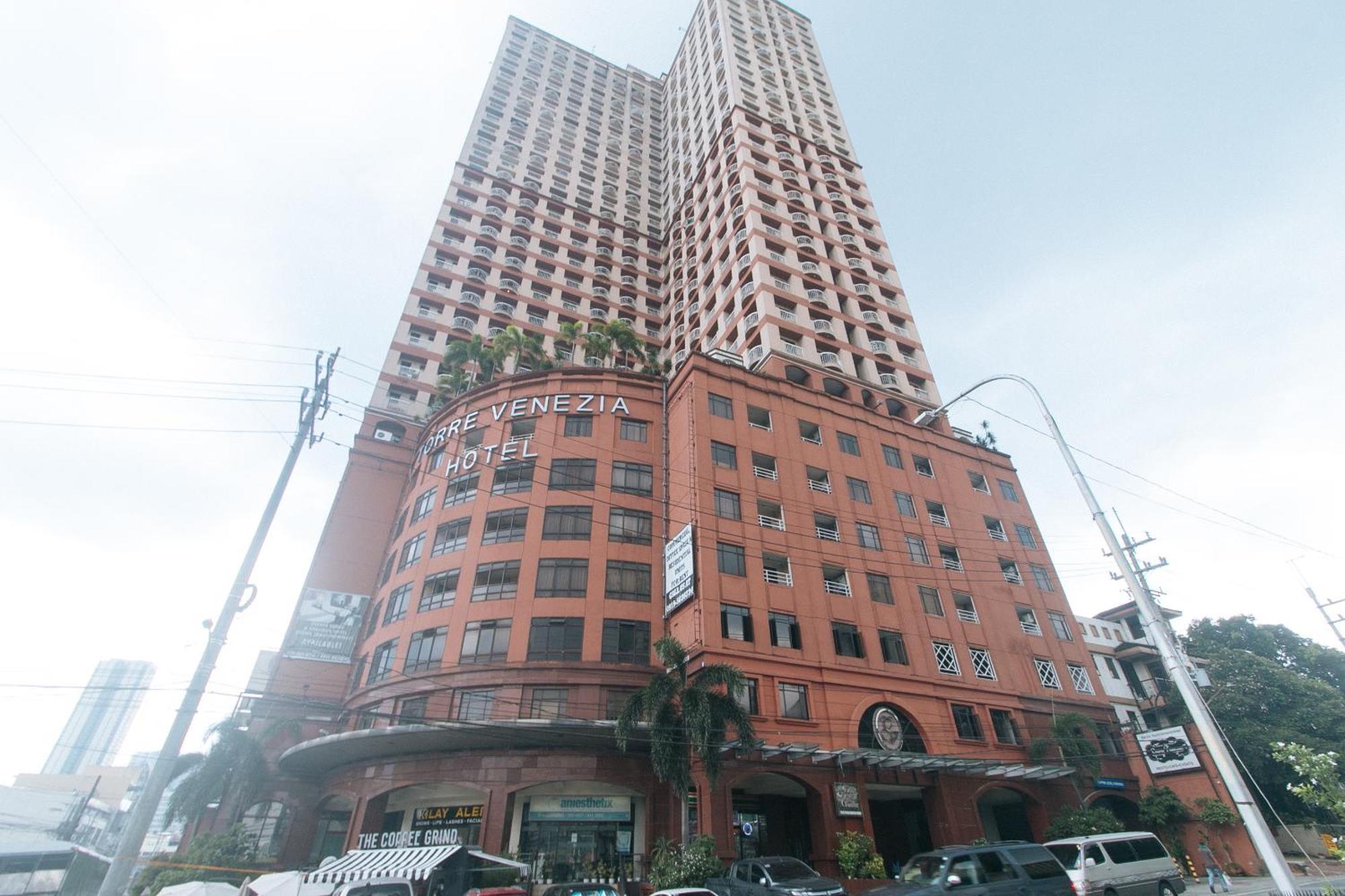 Torre Venezia Suites Кесон-Сити Экстерьер фото