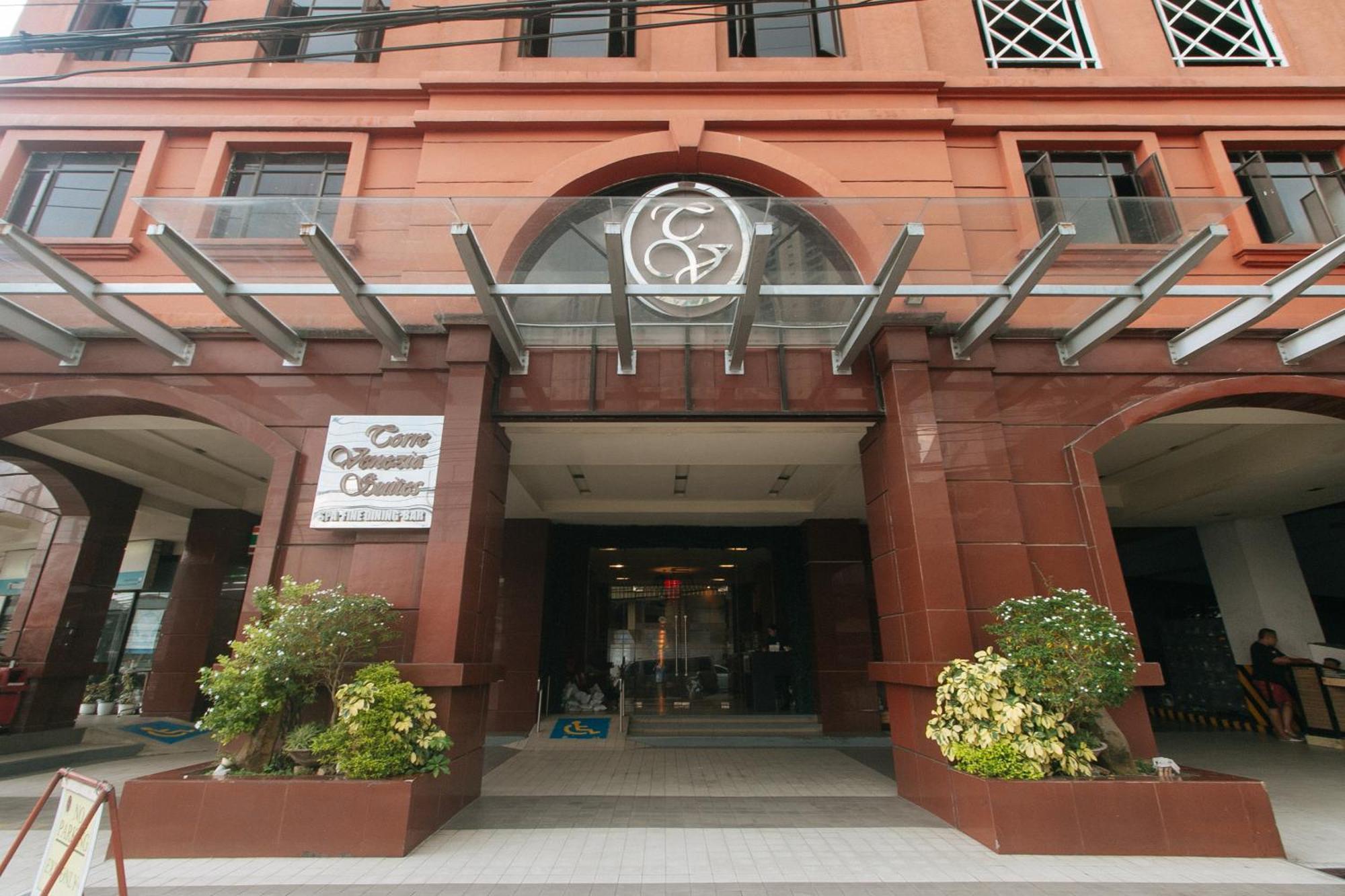 Torre Venezia Suites Кесон-Сити Экстерьер фото